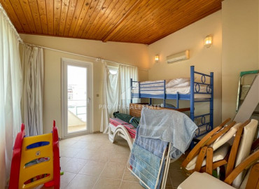 Большой видовой меблированный дуплекс с тремя спальнями в 50м от моря в Махмутларе ID-8864 фото-12