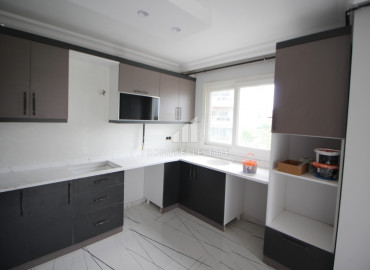 Apartment 3 + 1 with a separate kitchen in a gasified residence in Mezitli, 300m from the center ID-8897 фото-1