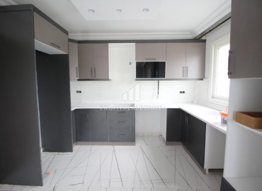 Apartment 3 + 1 with a separate kitchen in a gasified residence in Mezitli, 300m from the center ID-8897 фото-4