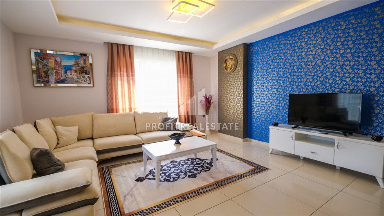 Large furnished apartment 2 + 1 in a premium class residence near the sea in Mahmutlar ID-8922 фото-2