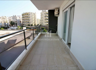 Spacious one-bedroom apartment, furnished and equipped, in a well-maintained residential residence Mahmutlar, 70 m2 ID-8943 фото-14