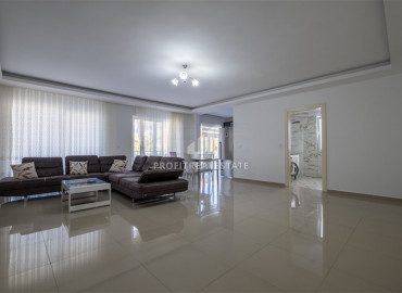 Furnished apartment, layout 2 + 1, 250 meters from the center of Avsallar, Alanya, 135 m2 ID-8951 фото-4