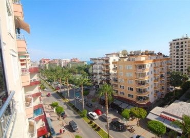 Ready-to-live-in two bedroom apartment in the very center of Mahmutlar, 150m from the sea ID-8981 фото-8