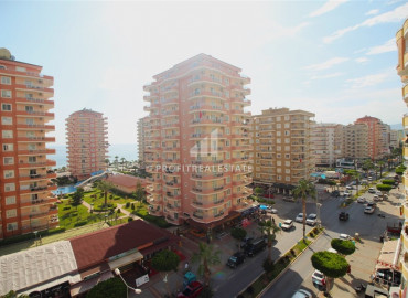 Ready-to-live-in two bedroom apartment in the very center of Mahmutlar, 150m from the sea ID-8981 фото-9