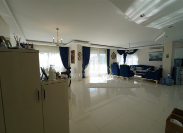 Furnished two-level apartment, with three bedrooms, 100 meters from the sea, Kestel, Alanya, 185 m2 ID-9004 фото-2