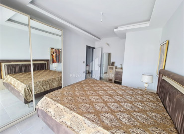 Меблированный дуплекс с двумя спальнями в комплексе с хорошей инфраструктурой, недалеко от моря в Махмутларе ID-9010 фото-11}}