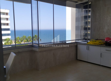 Furnished apartment 2 + 1 in a residence with a swimming pool on the first coastline in Tej, Mersin ID-9030 фото-11
