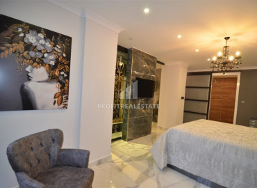 Elegant designer two-bedroom apartment in an urban-type building in the very center of Alanya ID-9061 фото-26
