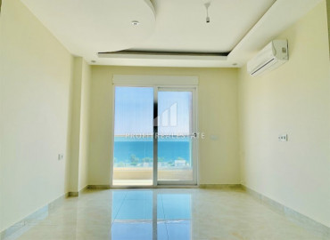 View duplex penthouse 5 + 2 without furniture and household appliances 50 meters from the sea in Kestel ID-9094 фото-11