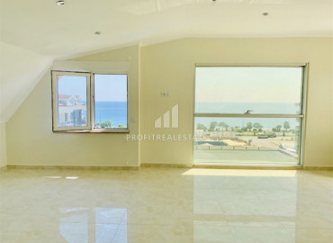 View duplex penthouse 5 + 2 without furniture and household appliances 50 meters from the sea in Kestel ID-9094 фото-17