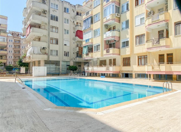 Spacious furnished 3+1 apartment with separate kitchen 400m from the sea in Mahmutlar ID-9108 фото-1}}