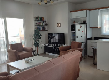 Furnished 2+1 apartment with two bedrooms on the main street of Mahmutlar, 150m from the sea ID-9157 фото-5