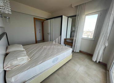 Furnished view apartment 3 + 1 on a high floor, in Cesmeli, 100m from the coast ID-9158 фото-13