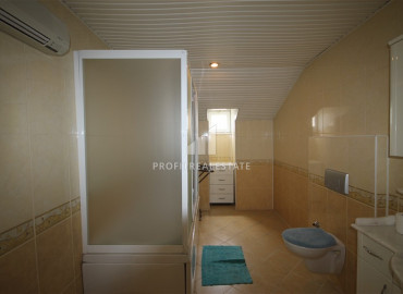 Просторный дуплекс с тремя спальнями в резиденции с бассейном в центре Алании, 400м от пляжа Клеопатры ID-9173 фото-33