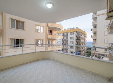 Ready-to-live-in two bedroom apartment on the first coastline in the center of Tosmur ID-9212 фото-21