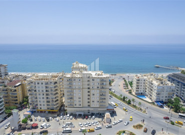 Ready-to-live-in two bedroom apartment on the first coastline in the center of Tosmur ID-9212 фото-32