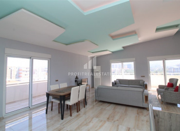 Spacious duplex 3 + 1 in a residence with a swimming pool on the main street of Mahmutlar ID-9231 фото-8}}