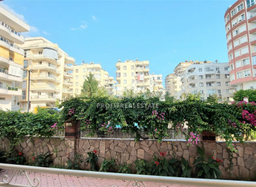 Three bedroom apartment with a separate kitchen on the first coastline in Mahmutlar ID-9249 фото-17}}