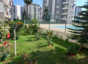 Spacious two bedroom apartment in a residence with a swimming pool 400m from the sea in Mersin - Tece ID-9274 фото-1