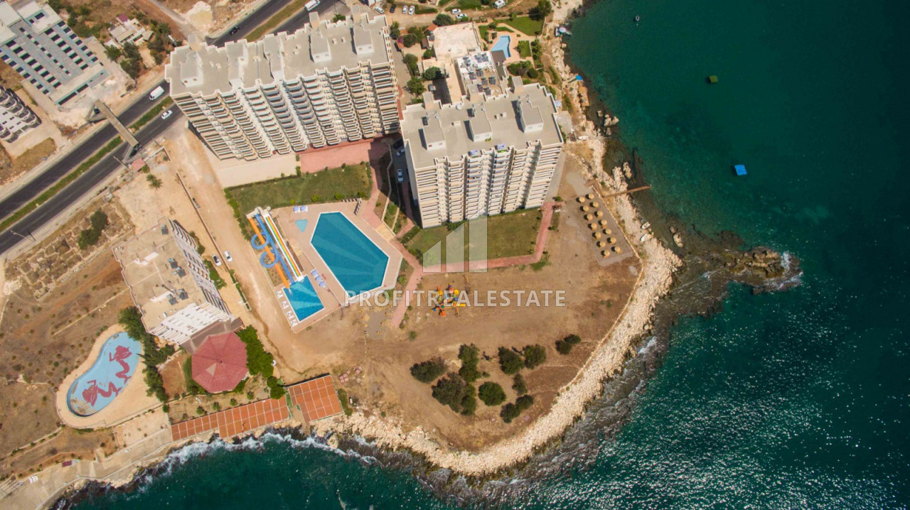 2 + 1 and 3 + 1 planning apartment in a premium class residence on the first coastline in the village of Ayash, Erdemli ID-9279 фото-2