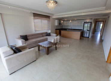 Apartment with two and three bedrooms on different floors in a luxury residence in Cesmeli, Mersin ID-9282 фото-18