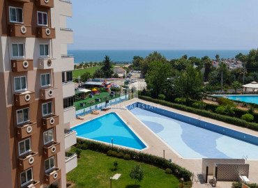 Two bedroom apartment of different sizes on different floors in a premium class residence in Cesmeli, Mersin ID-9285 фото-15}}