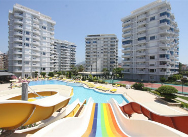 Spacious apartment, 3 + 1 layout, with sea and mountain views, in Tosmur, 165m2 ID-9293 фото-2