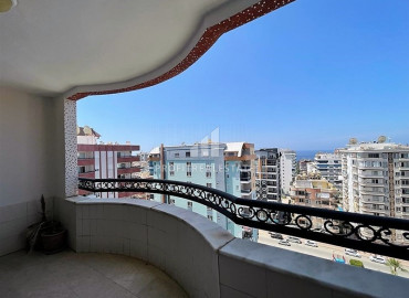Большая трехкомнатная квартира на центральной улице Махмутлара, с видом на море и горы ID-9325 фото-7