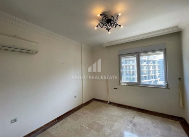 Large two bedroom apartment on the main street of Mahmutlar, overlooking the sea and mountains ID-9325 фото-10