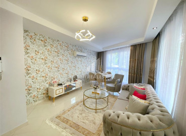 One-bedroom apartment with a designer interior 250 meters from the sea in Oba ID-9357 фото-3