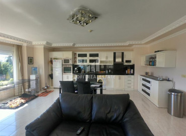 Two bedroom apartment, furnished and equipped, 100 meters from the sea, Mahmutlar, Alanya, 115 m2 ID-9366 фото-9