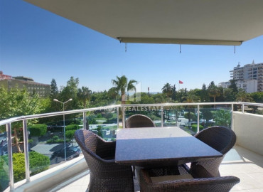 Two bedroom apartment, furnished and equipped, 100 meters from the sea, Mahmutlar, Alanya, 115 m2 ID-9366 фото-17