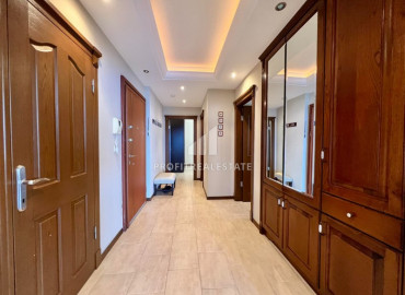 Large view apartment with two bedrooms on the first line in Mahmutlar ID-9396 фото-7