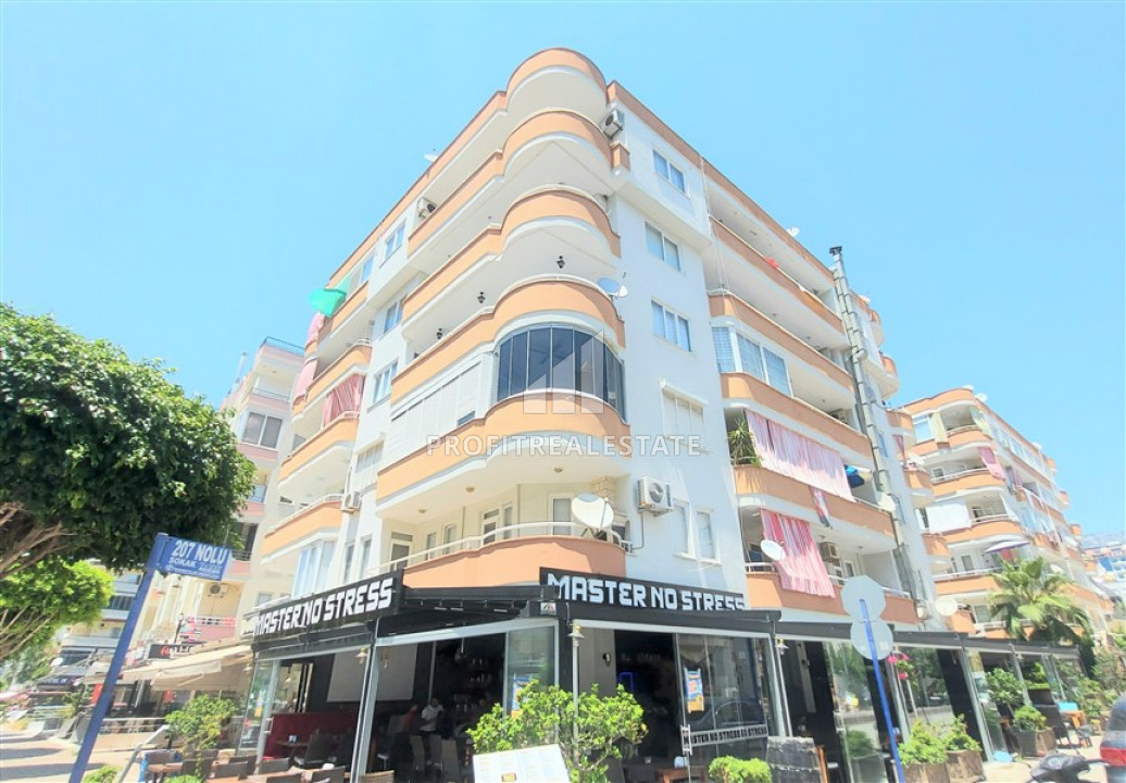 Renovated two bedroom apartment on the main street of Mahmutlar, 150 meters from the sea ID-9404 фото-1
