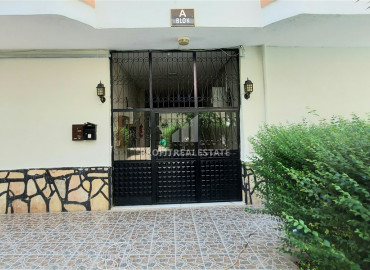 Renovated two bedroom apartment on the main street of Mahmutlar, 150 meters from the sea ID-9404 фото-28
