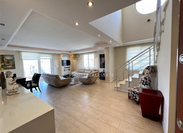 Duplex 3 + 1, with furniture and appliances, on the first coastline, Mahmutlar, Alanya, 250 m2 ID-9411 фото-2