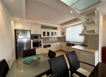 Duplex 3 + 1, with furniture and appliances, on the first coastline, Mahmutlar, Alanya, 250 m2 ID-9411 фото-4