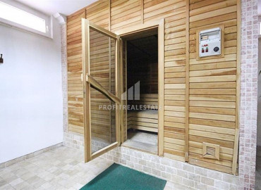 Duplex 3 + 1, with furniture and appliances, on the first coastline, Mahmutlar, Alanya, 250 m2 ID-9411 фото-23