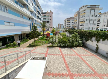 Spacious two bedroom apartment 250m from the sea on the main street in Kestel ID-9414 фото-4}}