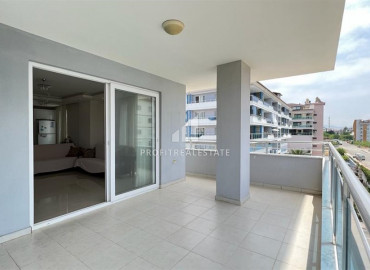 Spacious two bedroom apartment 250m from the sea on the main street in Kestel ID-9414 фото-31}}