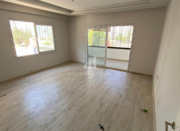 Two bedroom apartment, 120m², in a new residence 500 meters from the sea in the area of Mersin - Tece ID-9433 фото-4}}