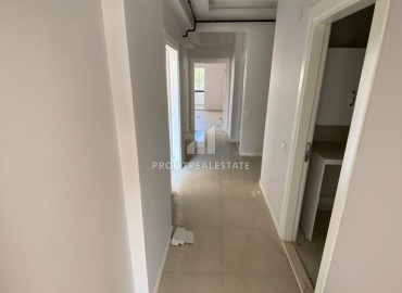 Two bedroom apartment, 120m², in a new residence 500 meters from the sea in the area of Mersin - Tece ID-9433 фото-15}}