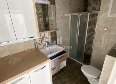 Two bedroom apartment in a residence with a swimming pool 150m from the sea in Mersin-Tece at an attractive price ID-9465 фото-8}}