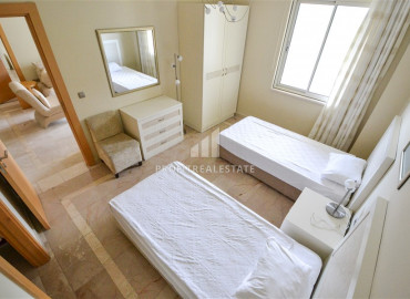 Меблированная трехкомнатная квартира в Каргыджаке в знаменитом комплексе - Gold City ID-9477 фото-9