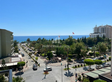 Furnished apartment, 2 + 1 layout, overlooking the sea and the park, Mahmutlar, Alanya, 115 m2 ID-9498 фото-9