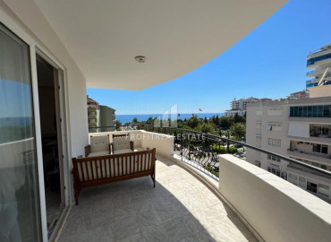 Furnished apartment, 2 + 1 layout, overlooking the sea and the park, Mahmutlar, Alanya, 115 m2 ID-9498 фото-10