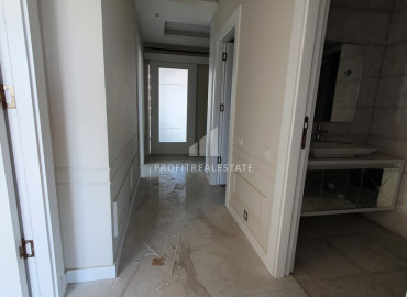 New apartment 3 + 1 in Tece, Mersin, in a residence with extensive facilities, 500m from the sea ID-9506 фото-8