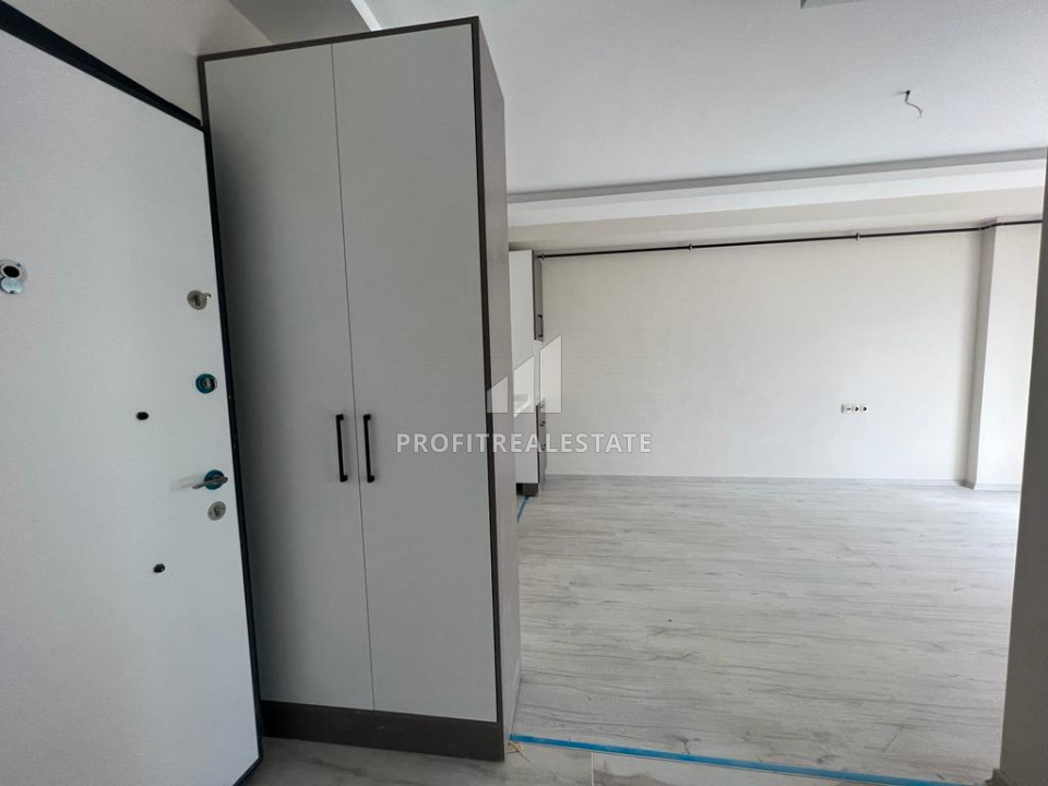 One bedroom apartment 150 meters from the sea in the most popular area of Mersin - Tece. ID-9579 фото-2