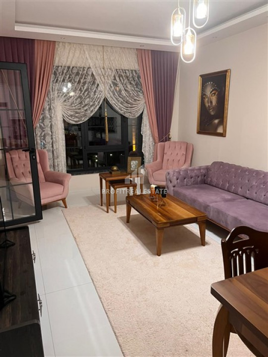 Furnished two-bedroom apartment in a residence with good facilities in Oba ID-9625 фото-2
