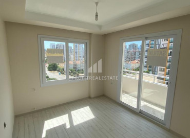 Spacious 3+1 apartment with sea view in gasified residence in Tece, Mersin ID-9640 фото-14